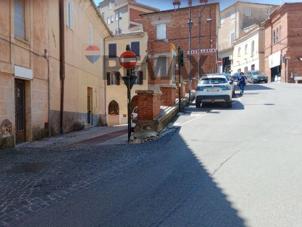Locale Commerciale Veroli, FR Affitto