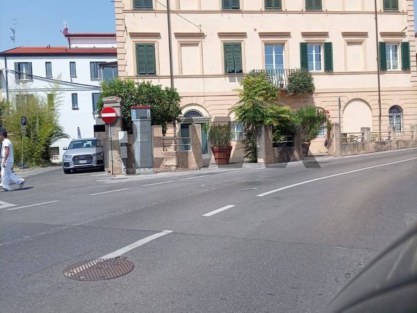 Appartamento Centro Storico, Pietrasanta, LU Vendita