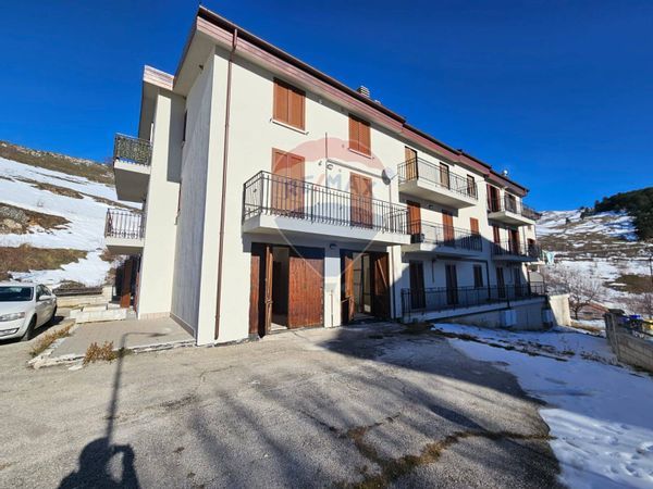 Appartamento Castel del Monte, AQ Vendita