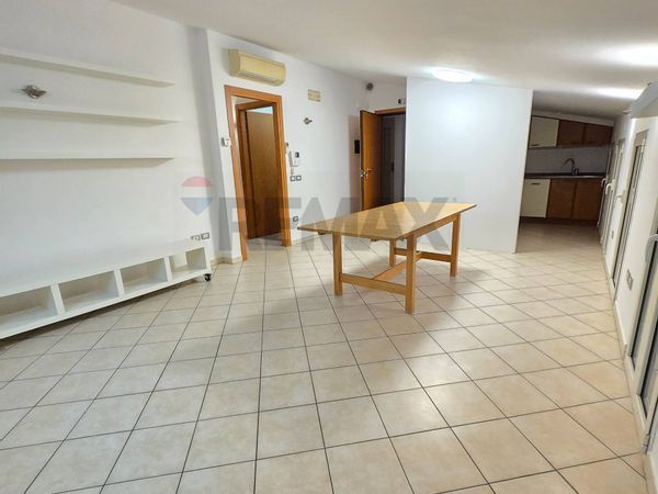 Appartamento Serravalle, SM Affitto - Foto 2