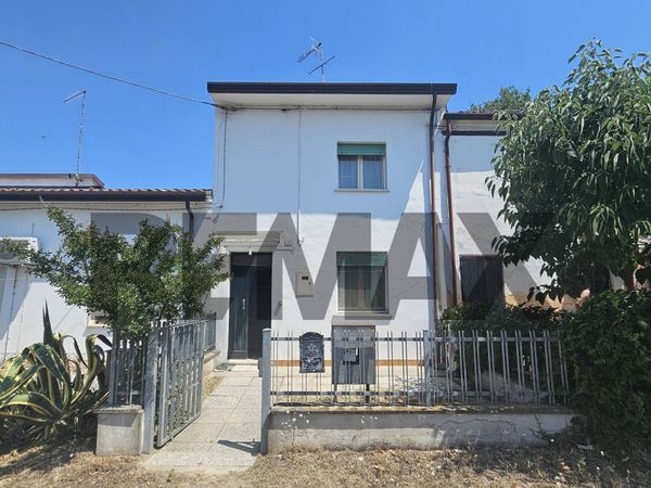 Casa Semindipendente Monticelli, Mesola, FE Vendita