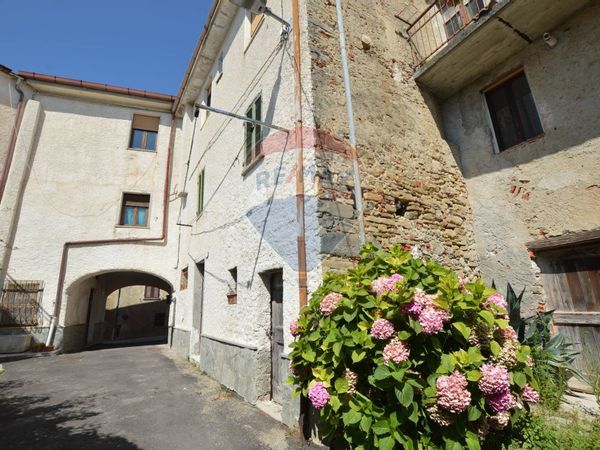 Appartamento Montezemolo, CN Vendita