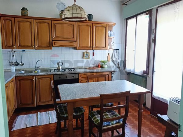 Casa Indipendente Valdobbiadene, TV Vendita - Foto 2