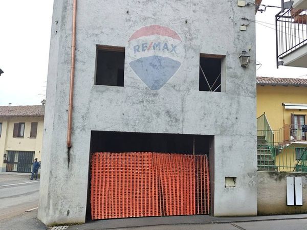 Porzione di casa Bardello con Malgesso e Bregano, VA Vendita - Foto 2