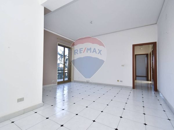 Appartamento Giarre, CT Vendita