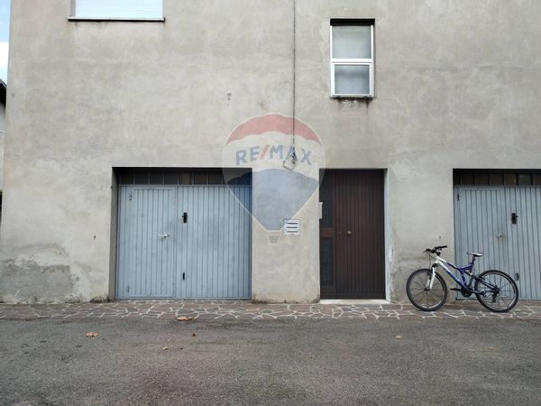 Appartamento Medolla, MO Vendita