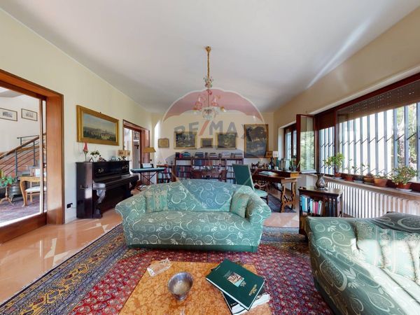 Villa singola Centro storico, Perugia, PG Vendita