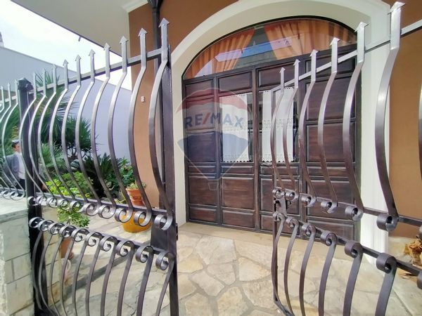 Casa Indipendente San Pietro Vernotico, BR Vendita