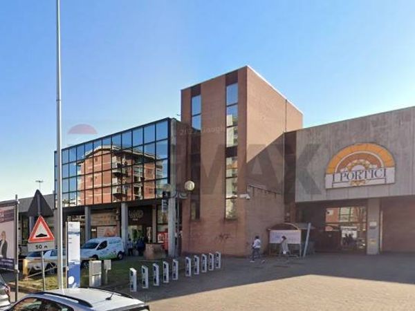 Magazzino Venaria Reale, TO Affitto