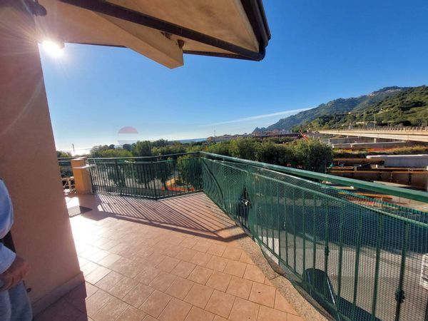 Appartamento Santa Teresa di Riva, ME Affitto - Foto 3