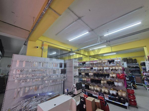 Locale Commerciale Fiera Montepellegrino, Palermo, PA Affitto - Foto 2