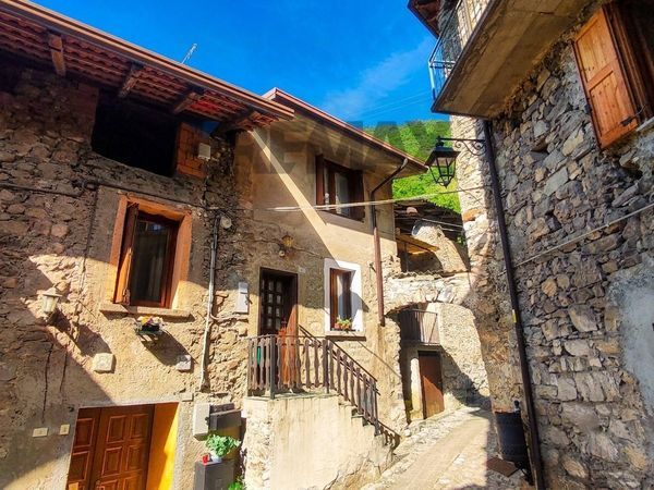 Casa Semindipendente Losine, BS Vendita