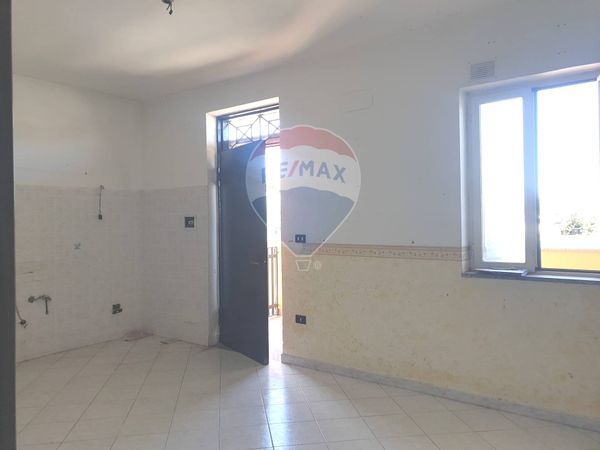 Appartamento Caivano, NA Vendita