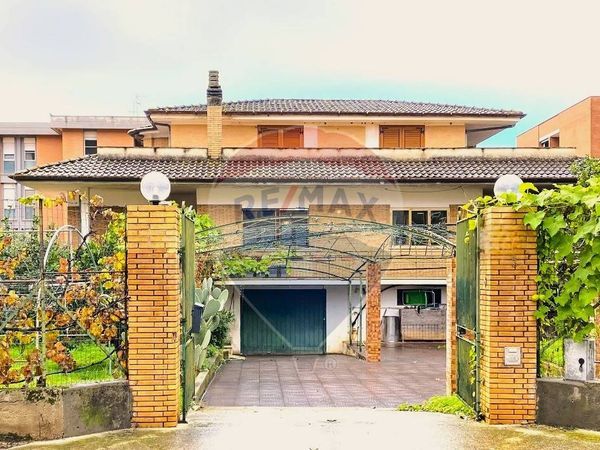 Villa singola Calcatore, Terracina, LT Vendita