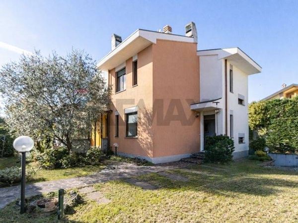 Villa singola Arcore, MB Vendita