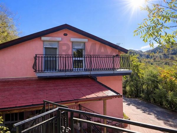 Casa Indipendente Carrodano, SP Vendita