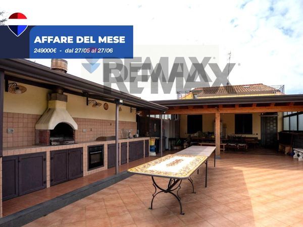 Villa o villino Santa Maria La Stella, Aci Sant'Antonio, CT Vendita