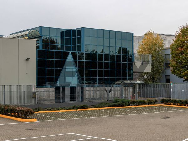 Capannone Industriale Carate Brianza, MB Vendita