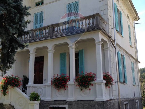 Villa singola Bedonia, PR Vendita