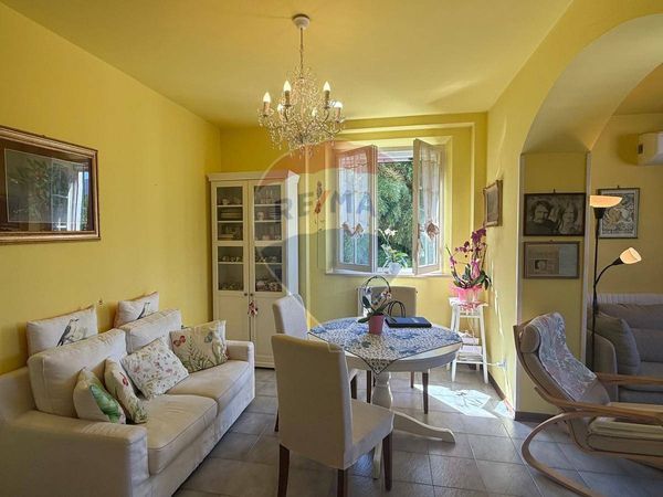 Appartamento Barga, LU Vendita