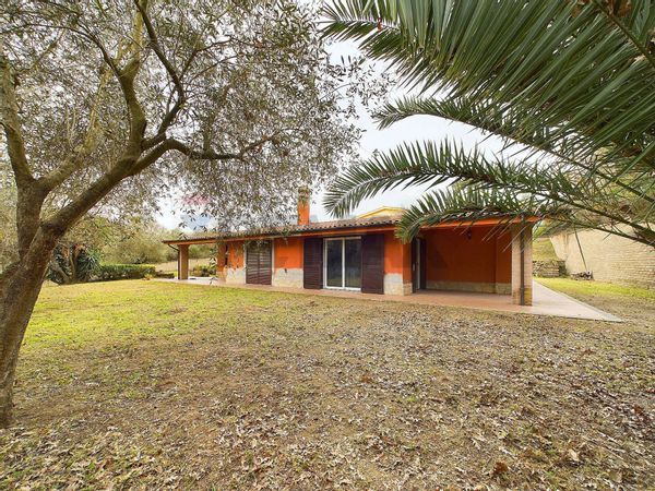 Villa singola Formello, RM Vendita