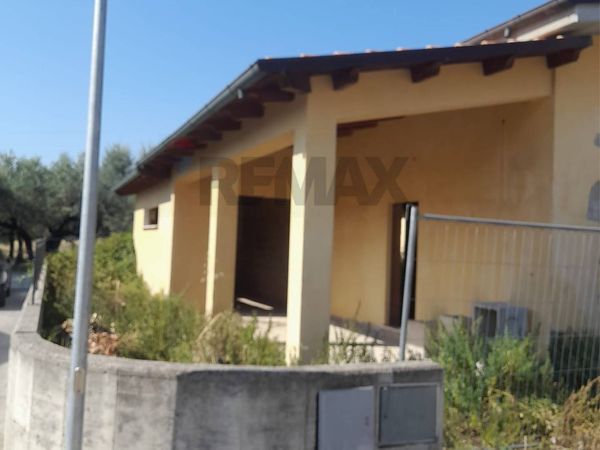 Villa singola Cerratina, Pianella, PE Vendita