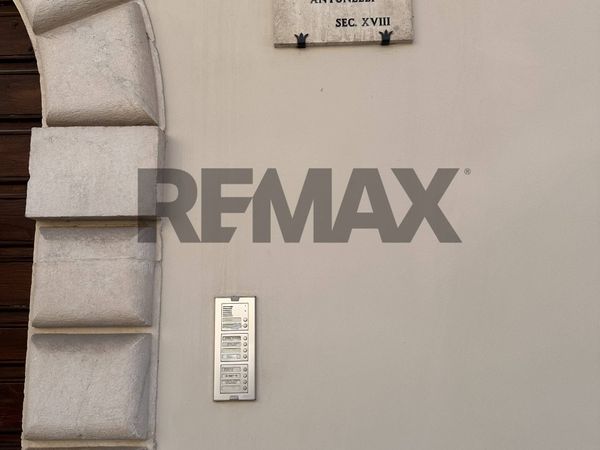 Ufficio Centro storico, L'Aquila, AQ Affitto - Foto 2