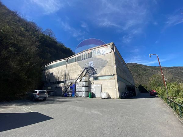 Locale Commerciale Recco, GE Vendita - Foto 2