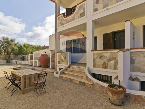 Villetta bifamiliare Sant'Anna Arresi, SU Vendita