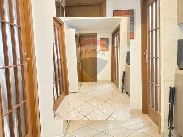 Appartamento Tolfa, RM Vendita - Foto 2