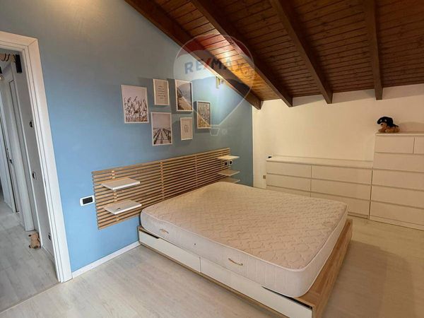 Stanza Ferno, VA Affitto