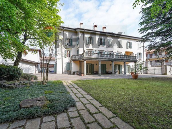 Villa singola Lallio, BG Vendita