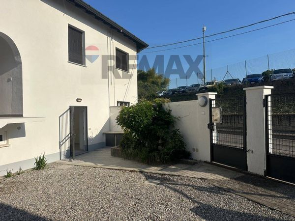 Appartamento Somma Lombardo, VA Vendita