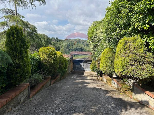 Porzione di villa Casalazzara, Aprilia, LT Vendita