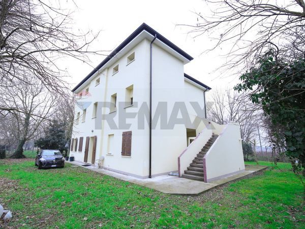 Villetta bifamiliare San Luca, Tribano, PD Vendita