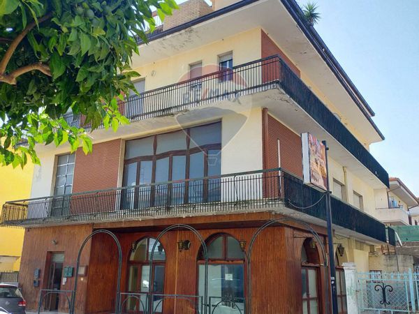 Albergo/Hotel Zona Mare, Alba Adriatica, TE Vendita