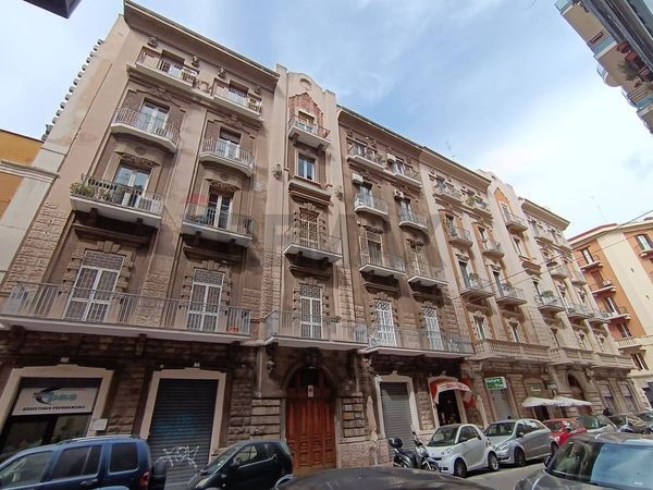 Appartamento Madonnella, Bari, BA Affitto