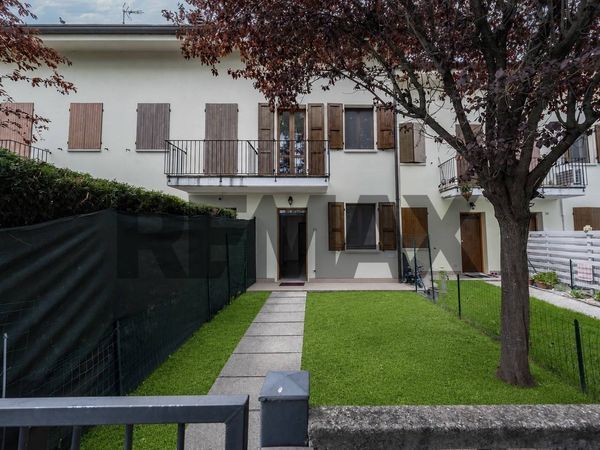 Villa a schiera Portomaggiore, FE Vendita