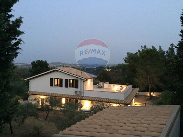 Villa singola Villa San Pietro, CA Vendita