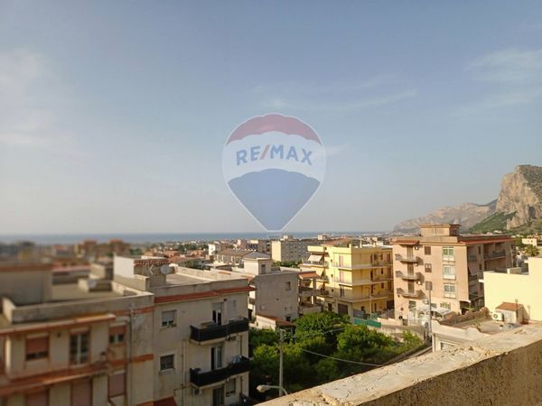 Appartamento Carini, PA Vendita