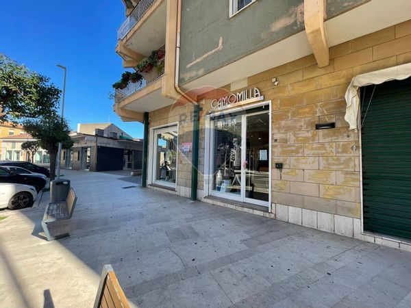 Locale Commerciale Corigliano Calabro Stazione, Corigliano-Rossano, CS Affitto - Foto 2