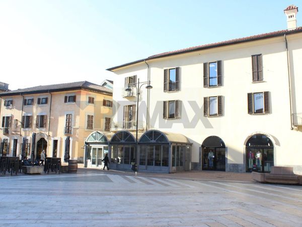Negozio Centro, Busto Arsizio, VA Affitto