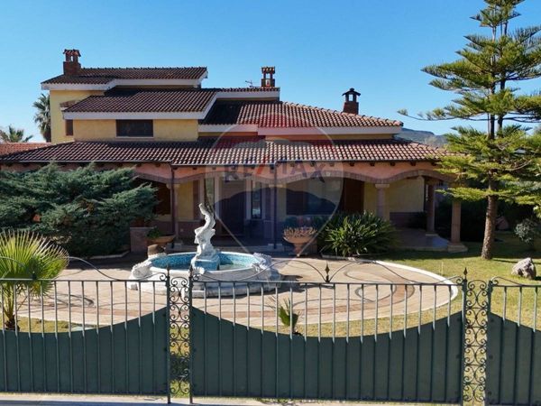 Villa singola Nuxis, SU Vendita