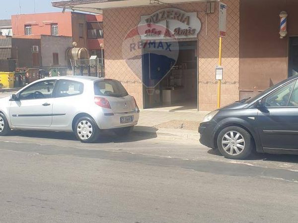 Locale Commerciale Tamburi, Taranto, TA Affitto