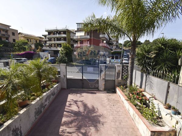 Casa Semindipendente Gravina di Catania, CT Vendita - Foto 2