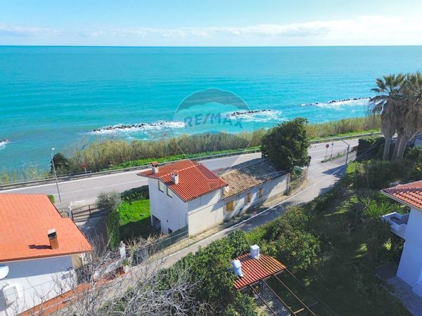 Casa Indipendente Rocca San Giovanni, CH Vendita