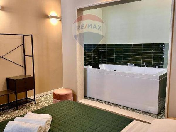 Casa Indipendente Mola di Bari, BA Vendita