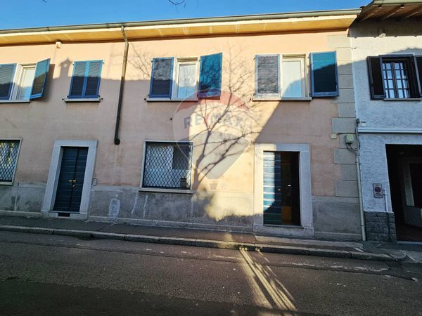 Capannone Industriale Legnarello, Legnano, MI Affitto