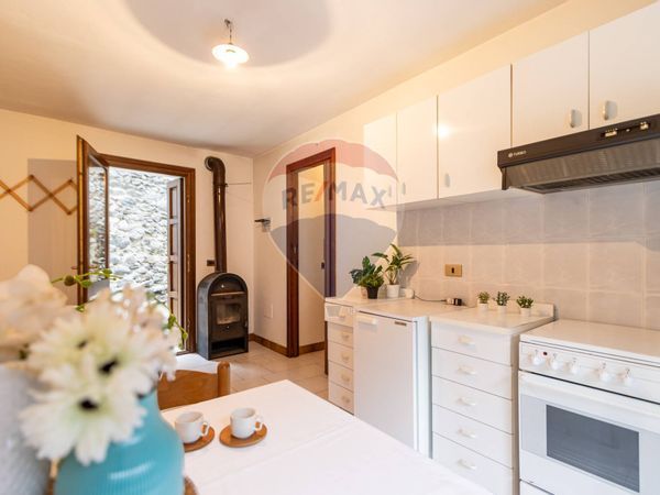 Appartamento Val Masino, SO Vendita