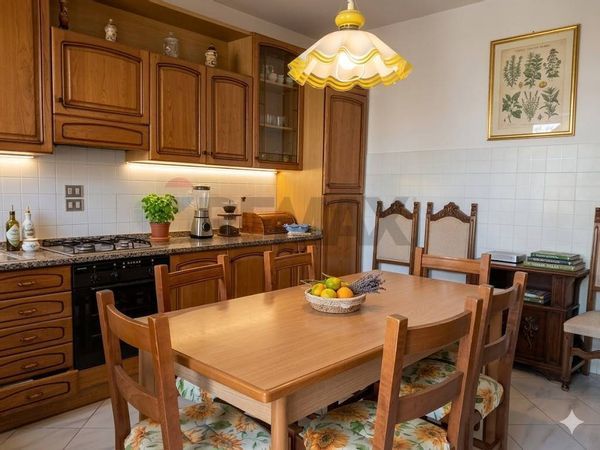 Appartamento Centro, Castelfranco Piandiscò, AR Affitto